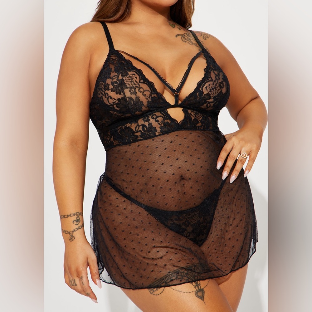 NWT Fashion Nova lace babydoll size 1X/2X black